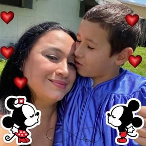 Meet your Posher, Andrea